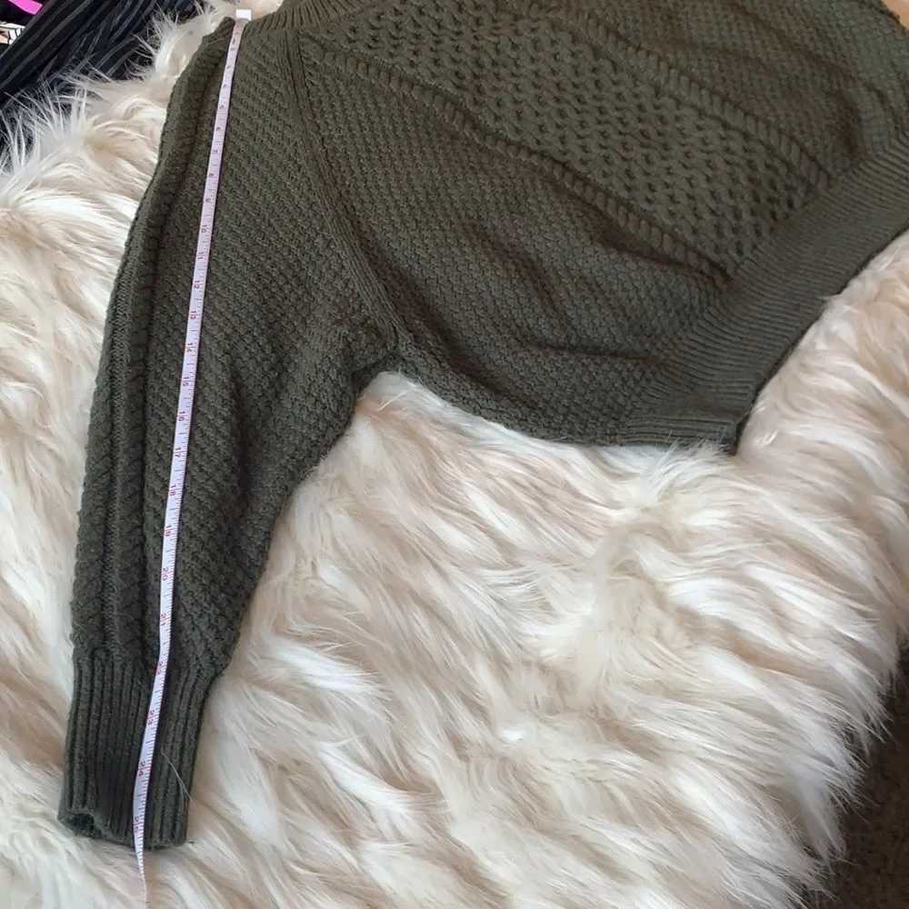 BP Nordstrom Chunky Cable Knit Cropped Sweater XXS
